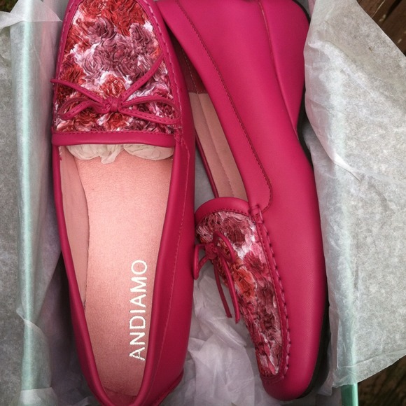Hot pink reserved nenita31