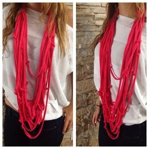 Orange "necklace"