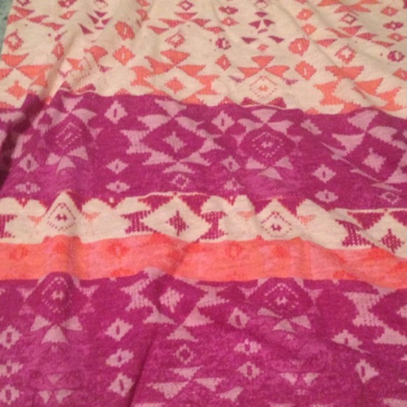 AE tee - Picture 2 of 2