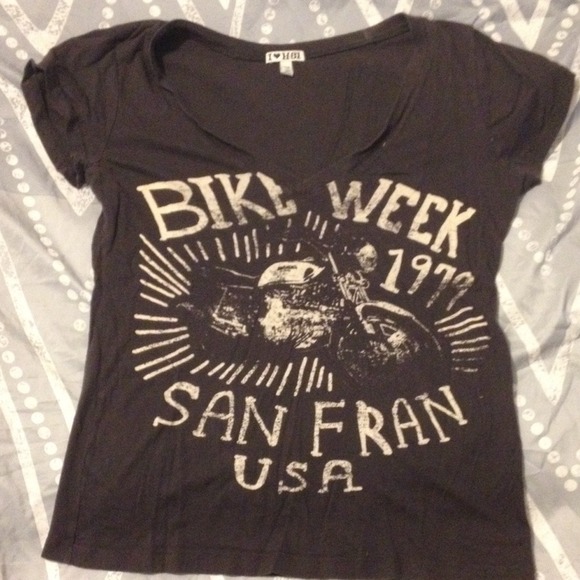 Very cute bike week tee.