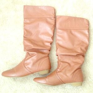 ⭐️HOLD⭐️Brown Boots