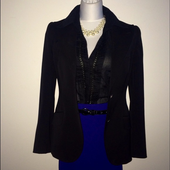 Dolce & Gabbana black blazer!