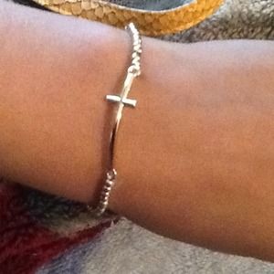 Trendy cross bracelet