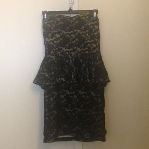 Sexy Black/nude laced peplum dress