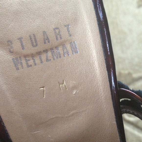 Stuart Weitzman - Picture 2 of 3