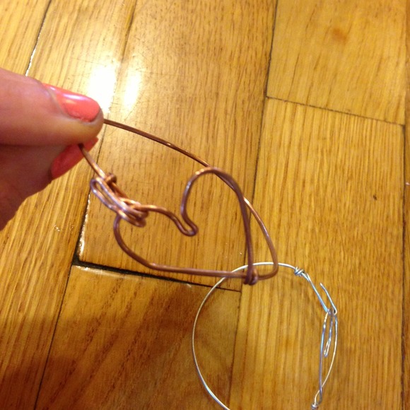 💖Heart Bracelet💖 - Picture 3 of 4