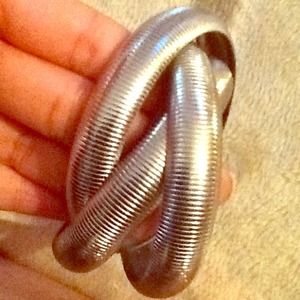 Coil design bracelet