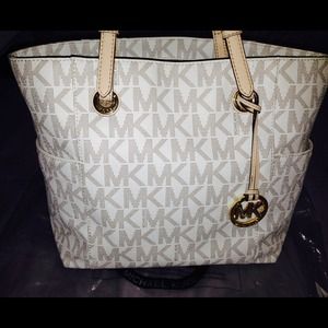 Authentic Michael Kors Jet Set Logo Tote
