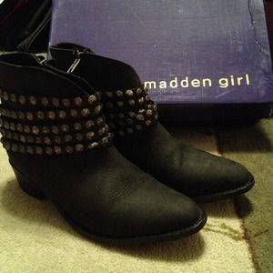 >>>for llacaps<<<LEATHER BOOTS!