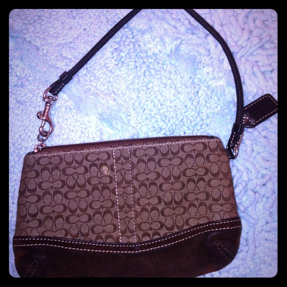 SOLD IN BUNDLE. Brown coach clutch