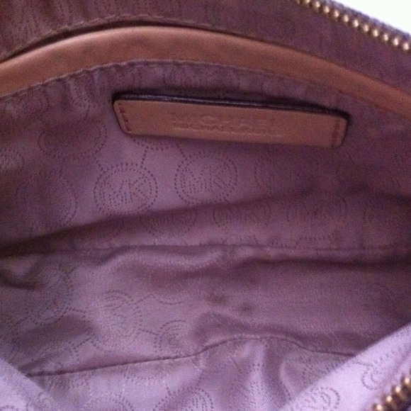SOLD Authentic Michael Kors Purse - Picture 3 of 4