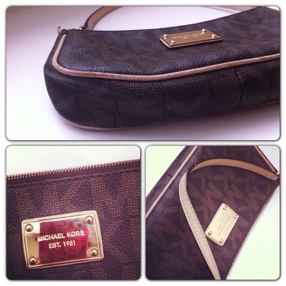 SOLD Authentic Michael Kors Purse - Picture 2 of 4