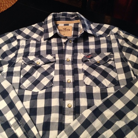 Sold !!!Hollister blue/white check long sleeve shi