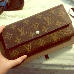 Monogram wallet