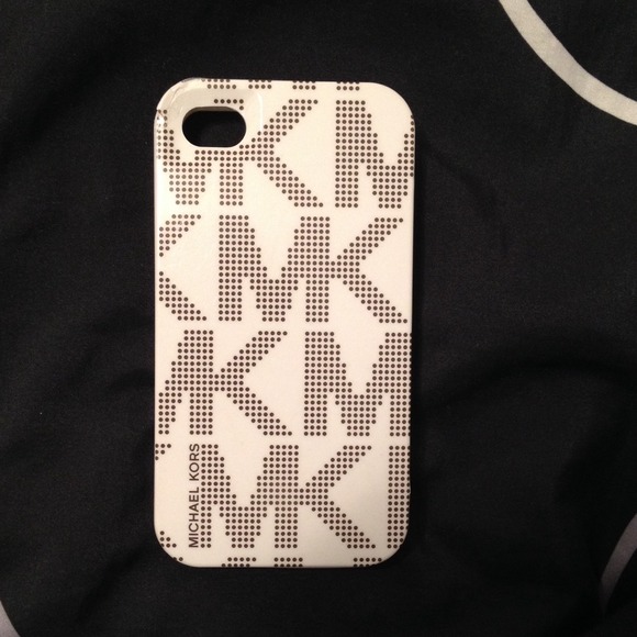 🚫🚫🚫🚫SOLD Michael Kors iPhone case