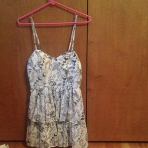 black and white dress from thirty one👢😍