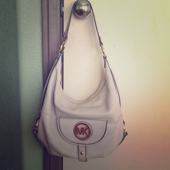 🔴Authentic Michael Kors hobo style🔴