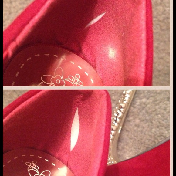 Sexy Red Pumps with studs - Picture 4 of 4