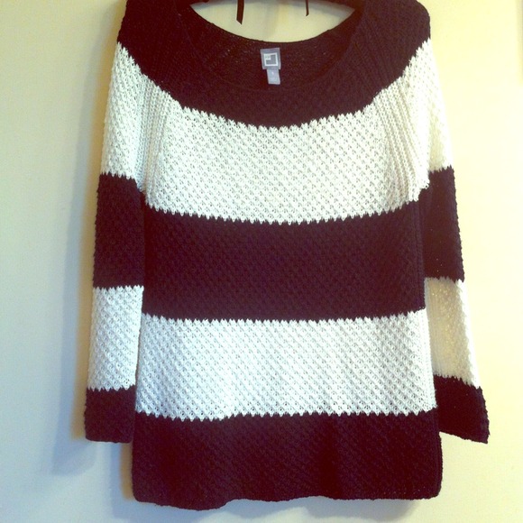 Crewneck Knit Sweater