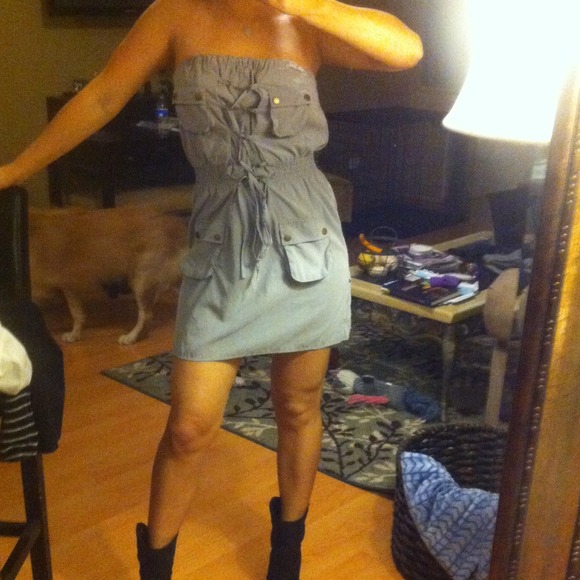 Cute grey tie up dress. Worn once.