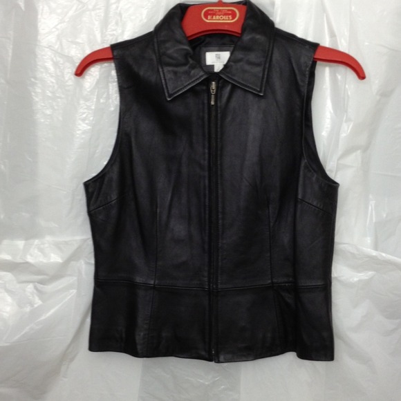 Perfect condition black leather vest!