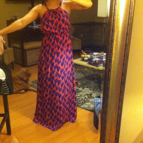 Polyester halter dress from Francesca's! Size med