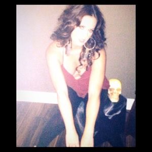 MEET YOUR SELLER!!!!! Kimberly 5'6 120lbs