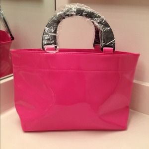 🎁REDUCED  HOT PINK  PATENT TOTE🎁🎁