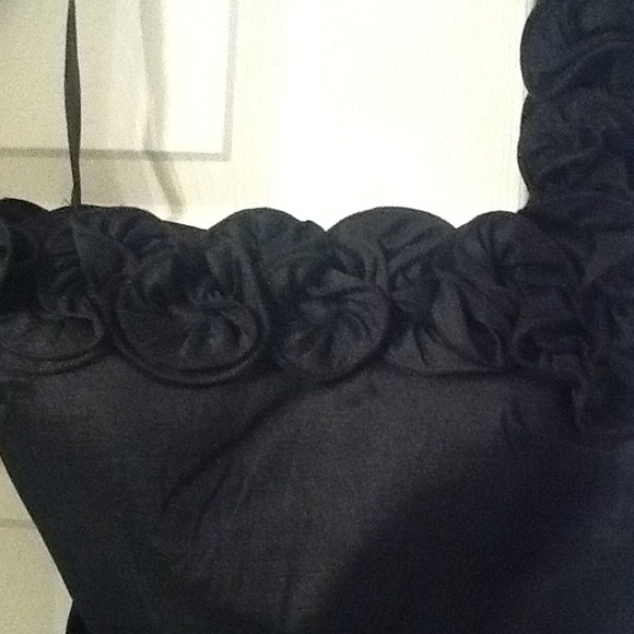 Dress - Picture 2 of 2
