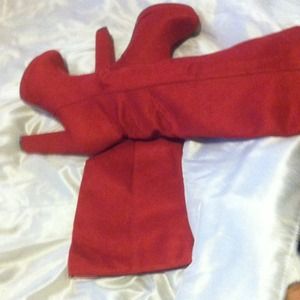 Red suede boots Michael Antonio in new condition