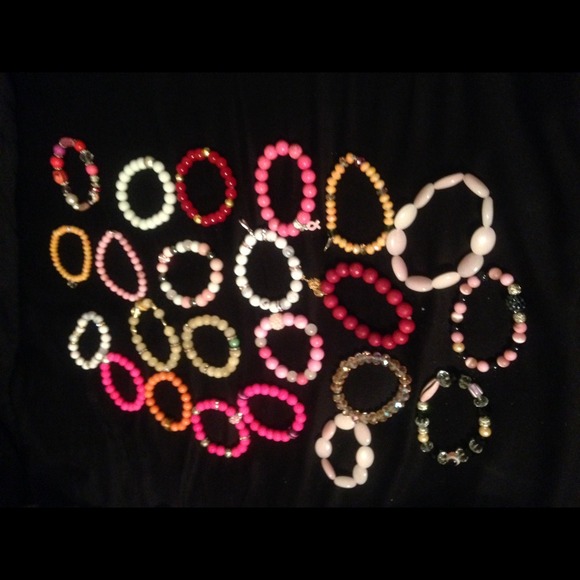 Handmade beaded stretch bracelets. - Picture 2 of 4