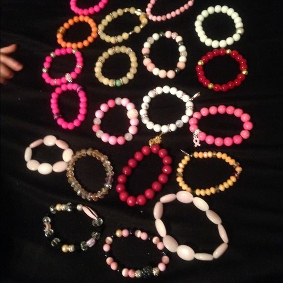 Handmade beaded stretch bracelets. - Picture 3 of 4