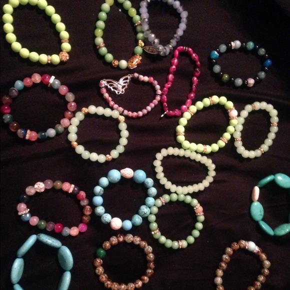 Handmade beaded stretch bracelets. - Picture 2 of 3