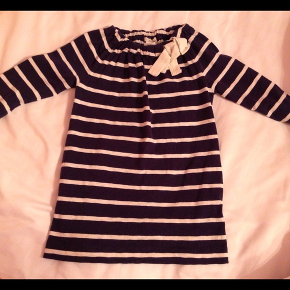 Cute navy and off white dress