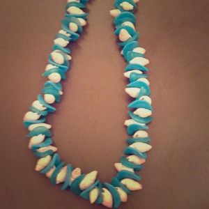 Shell necklace