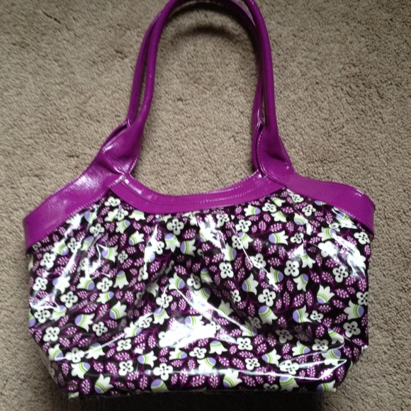 Vera Bradley Frill handbag