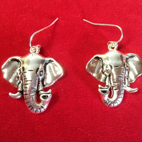Elephant Pierced Earrings.   Silver tone