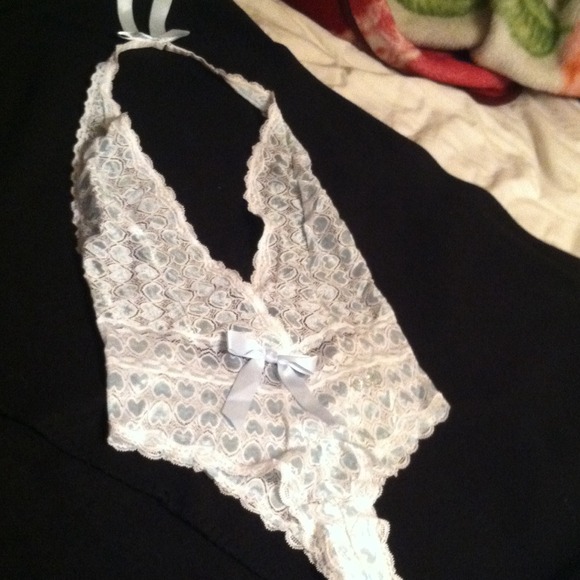 Lace VS lingerie