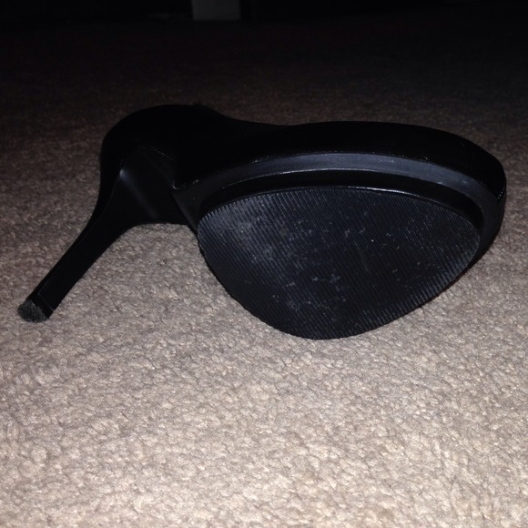 🔶 Shoes - Picture 2 of 2