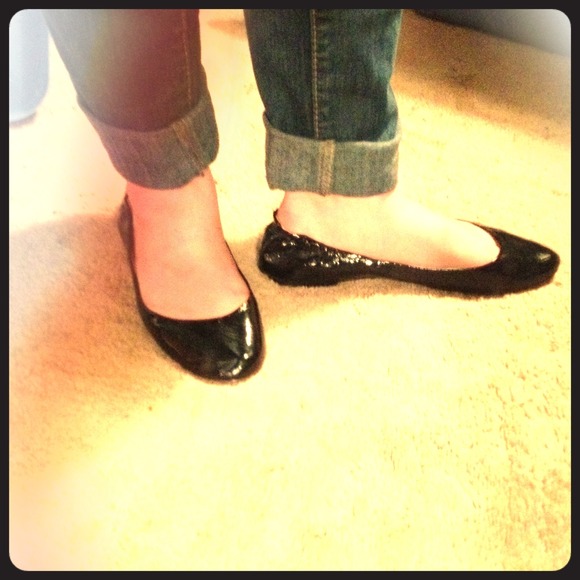 Patent Black Steve Madden Flats with Stretch Heel