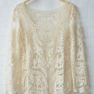 Lace crochet top HP 12/27