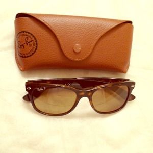 Rayban Wayfarer polarized sunglasses