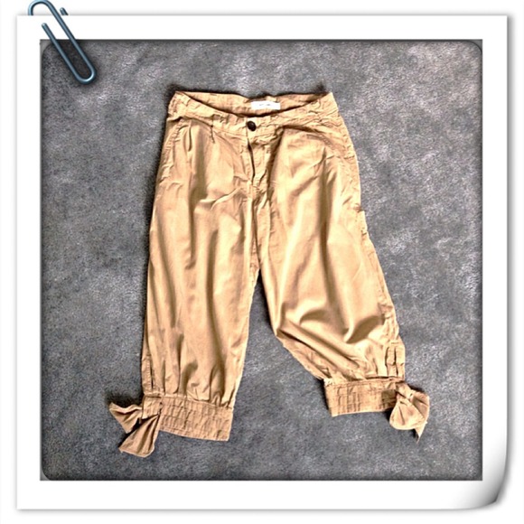 Japanese brand cute capris - Picture 1 of 1