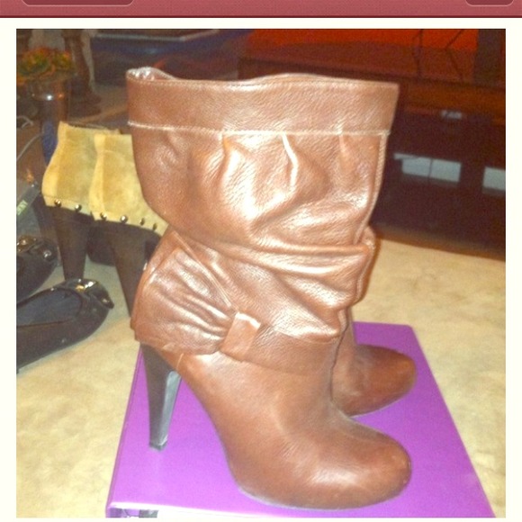 Looking for these boots!