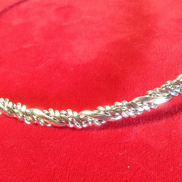 Choker Style Necklace silver tone - Picture 2 of 4