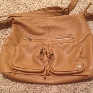 🔸r e d u c e d🔸 hurley purse