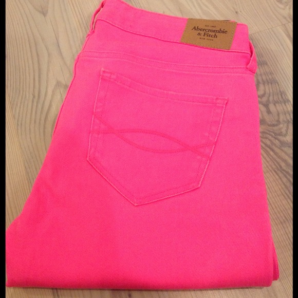 Abercrombie & Fitch Super Skinny Jeans - Picture 2 of 3