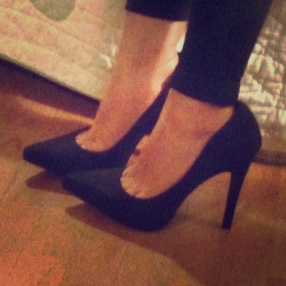 Forever 21 Shoes - Black high heels
