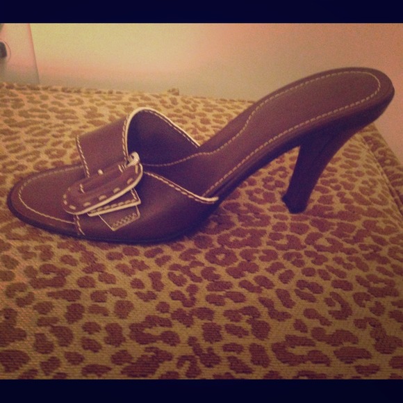 Tod's brown leather sandals - Picture 1 of 2