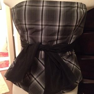 Fabulous strapless holiday top